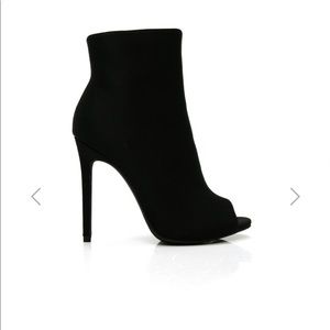 Peep toe heels
